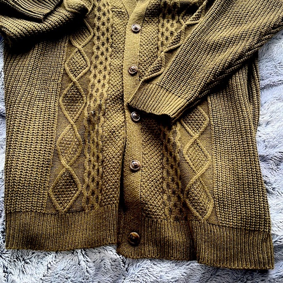 Army green cardigan - Picture 2 of 3